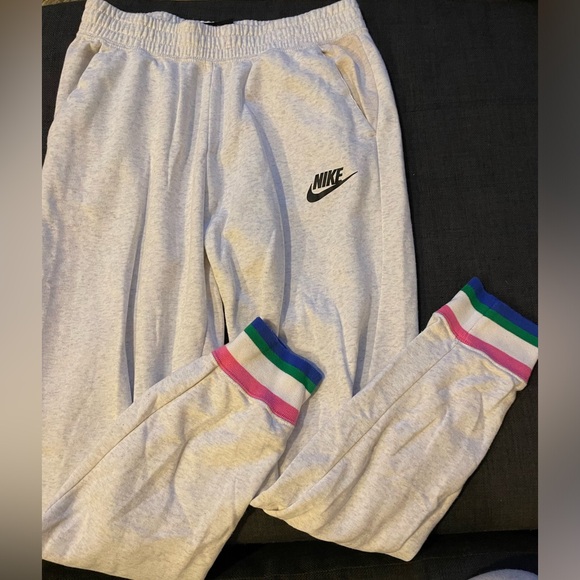 Cream Nike sweats with multicolor cuff - Picture 1 of 3